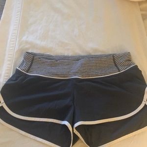 Lulu lemon grey run time shorts